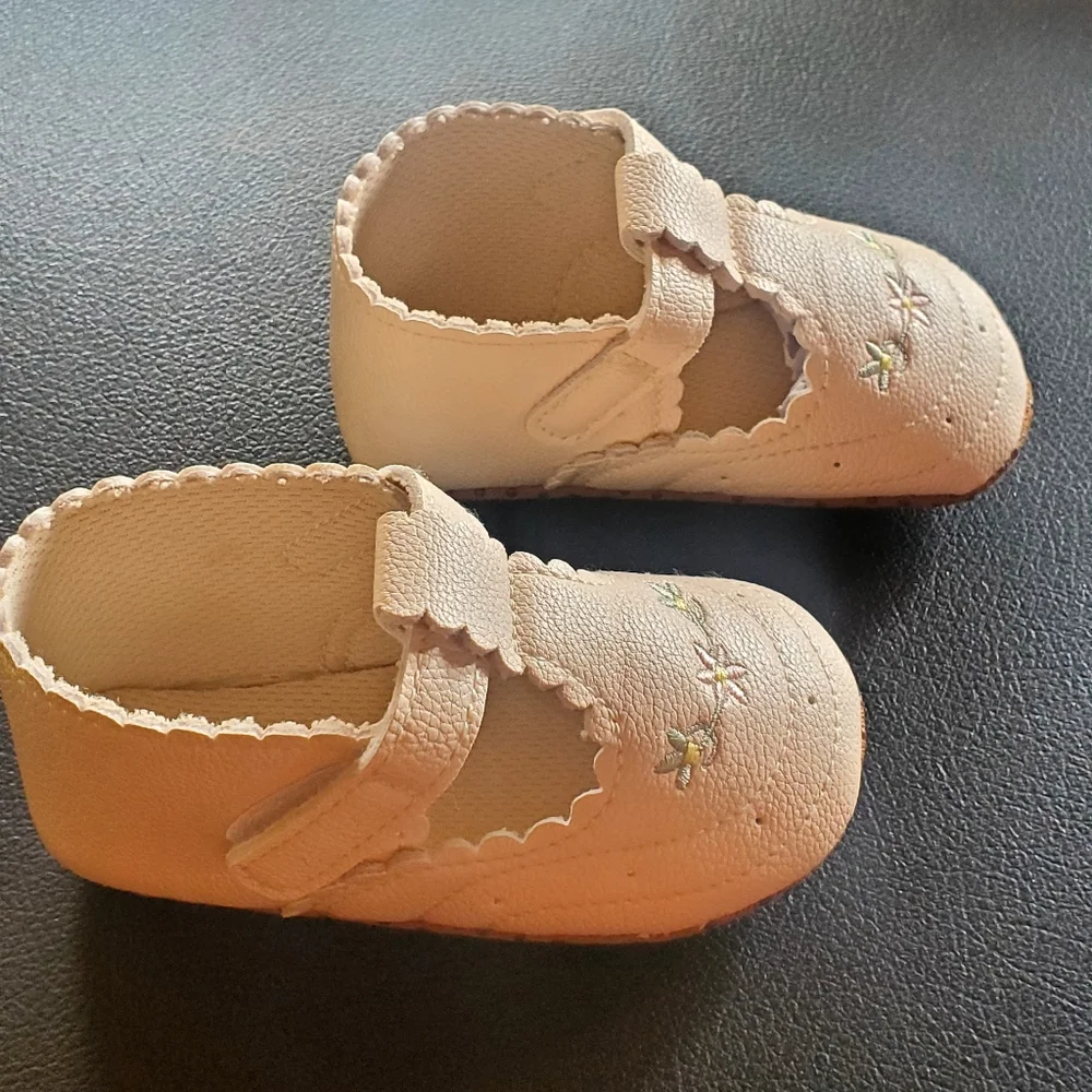 Hazel & Bo Azalea Toddler Girl Soft Shoes Peach Size 3